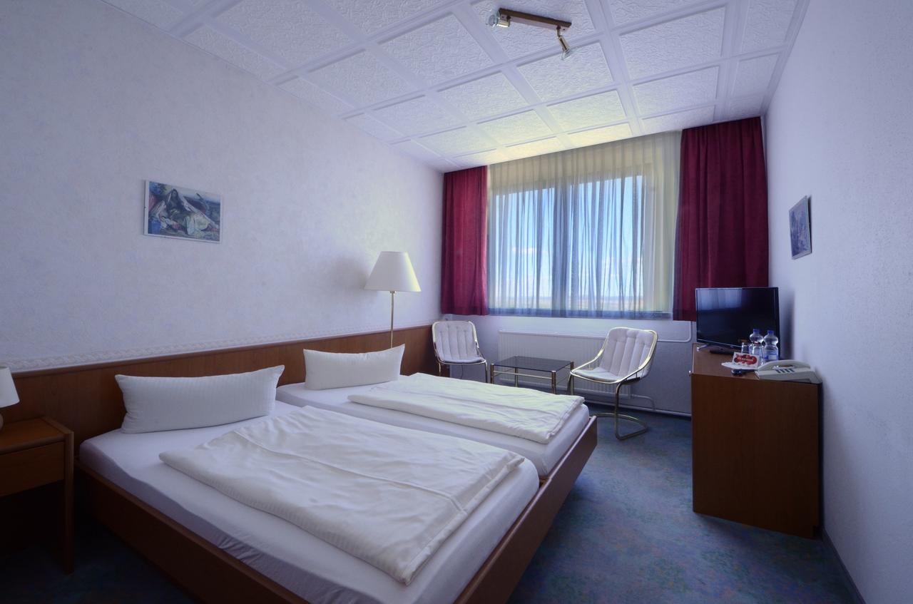 Land-Gut-Hotel Barbarossa Kelbra Esterno foto