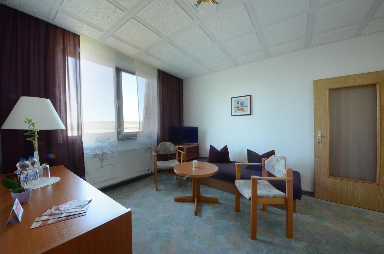 Land-Gut-Hotel Barbarossa Kelbra Esterno foto